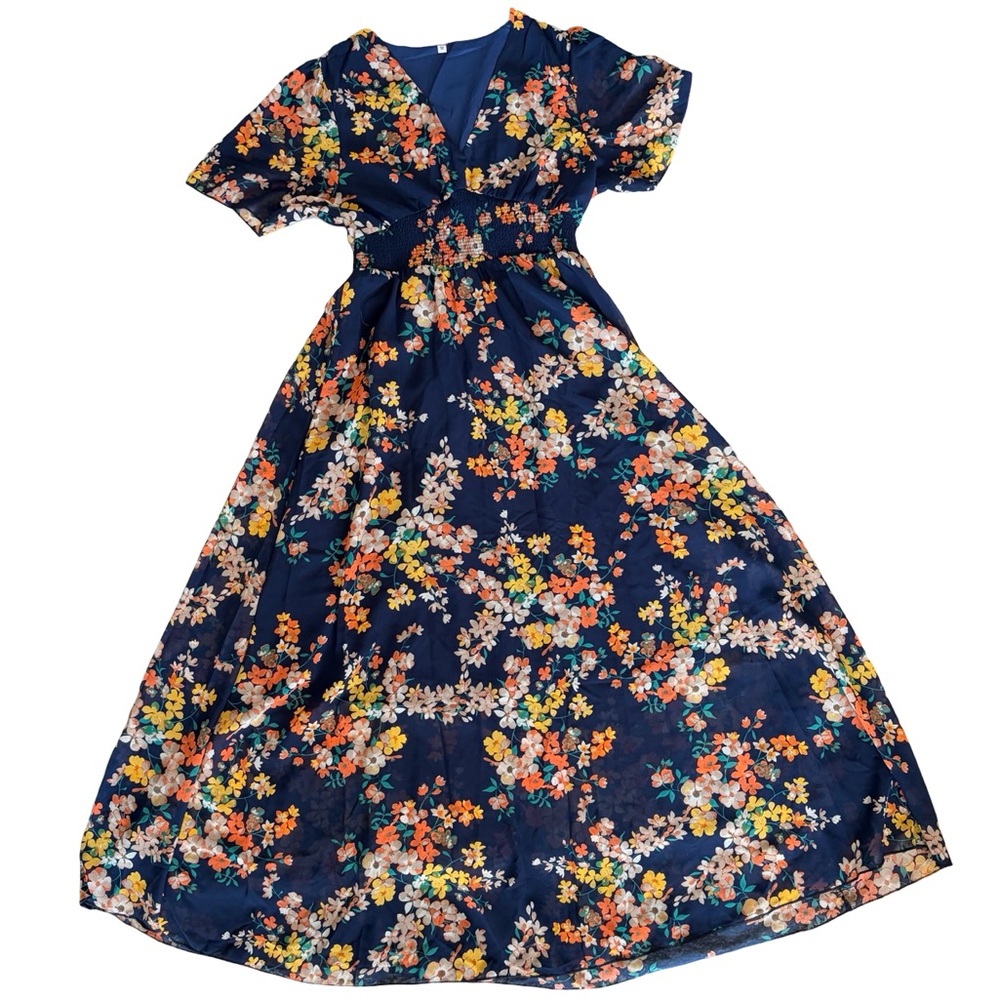 NWOT Floral Navy Maxi Dress with Smocked Waist Medium - Picture 8 of 11